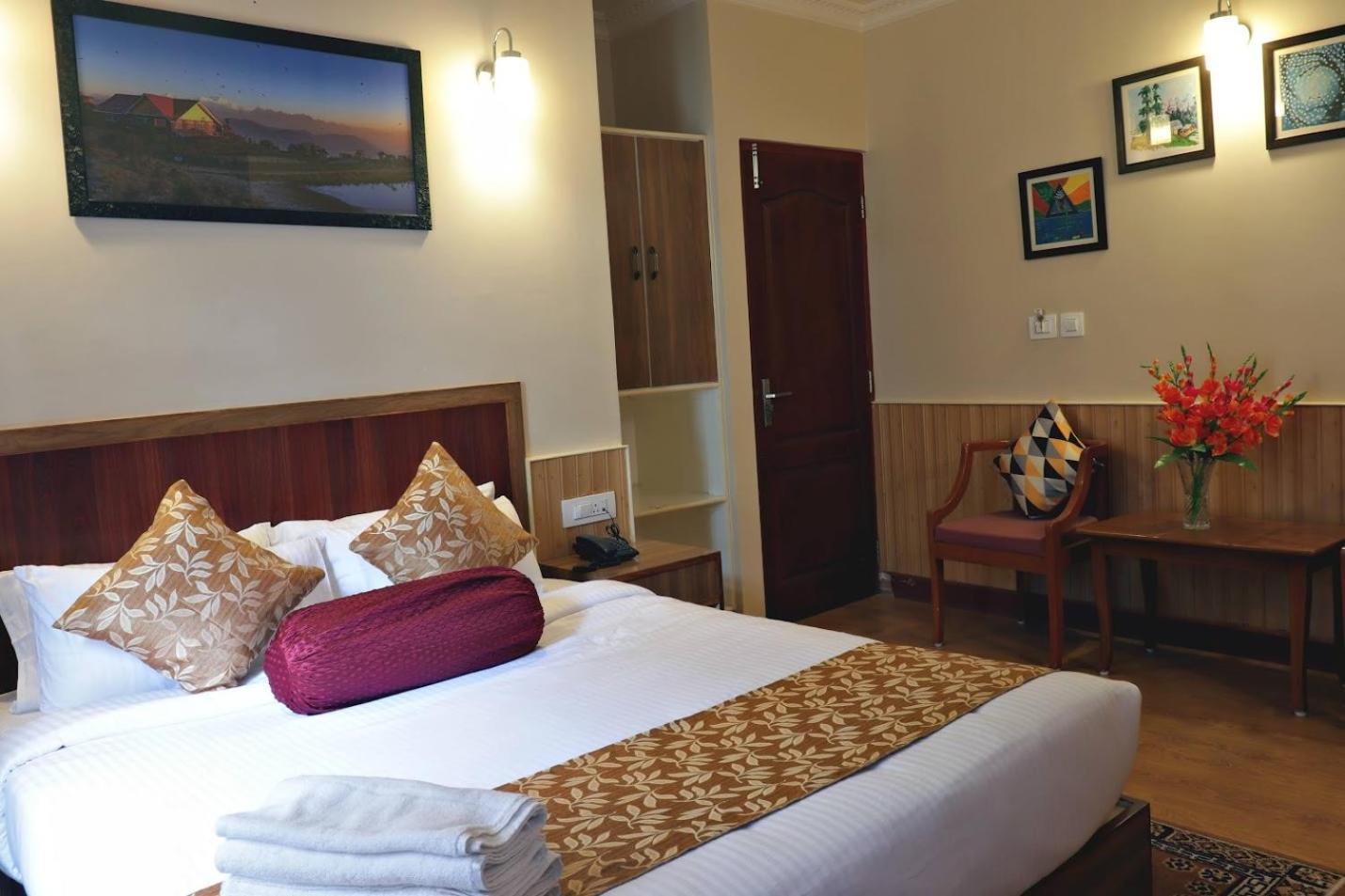 Serenity Taksa Palace Hotel Darjeeling  Exterior photo