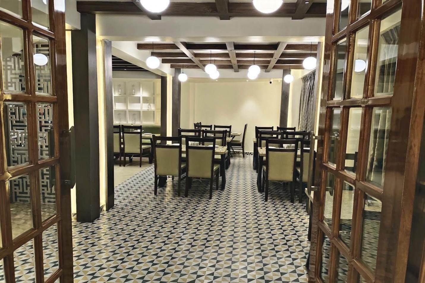Serenity Taksa Palace Hotel Darjeeling  Exterior photo