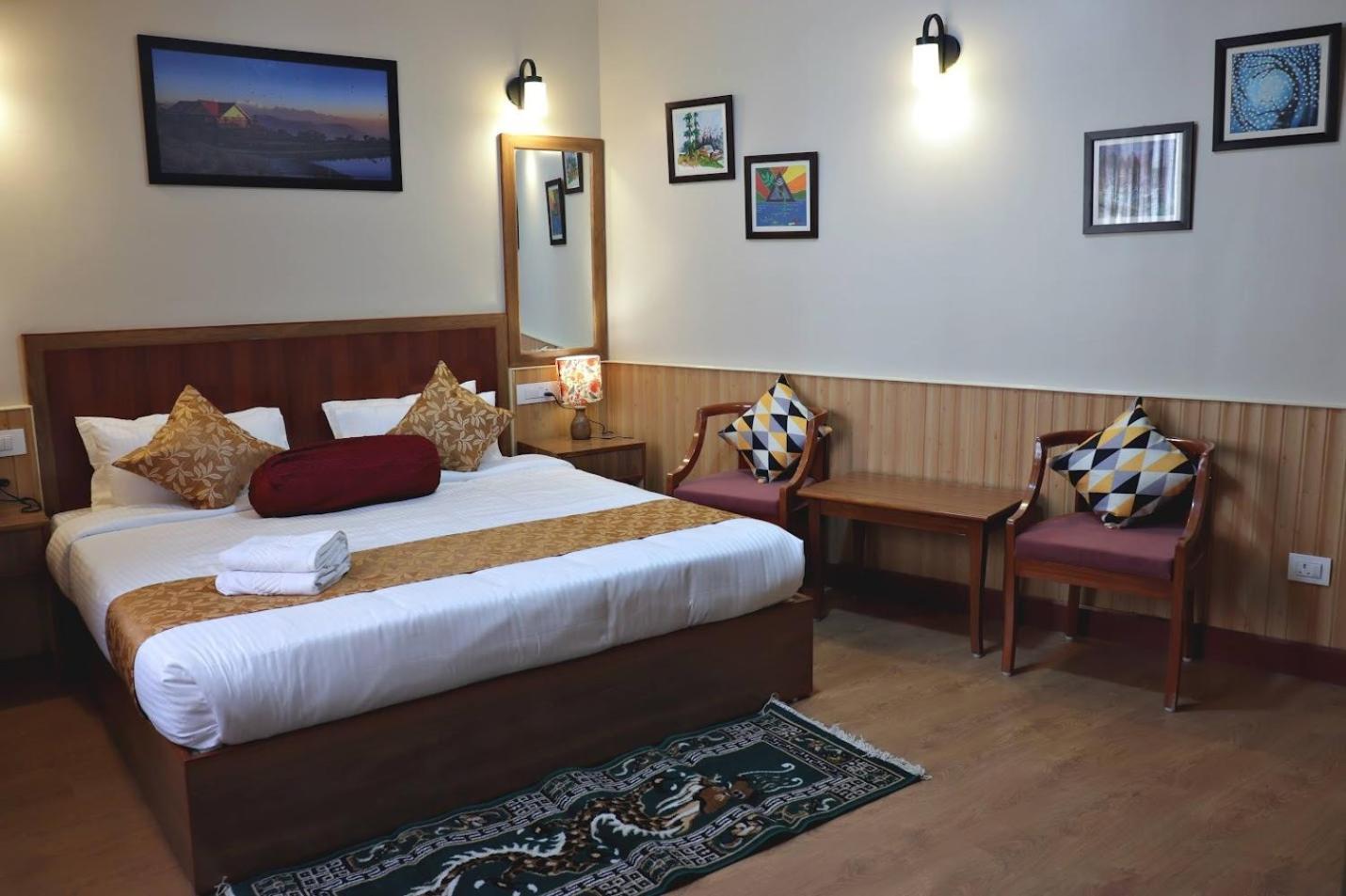 Serenity Taksa Palace Hotel Darjeeling  Exterior photo
