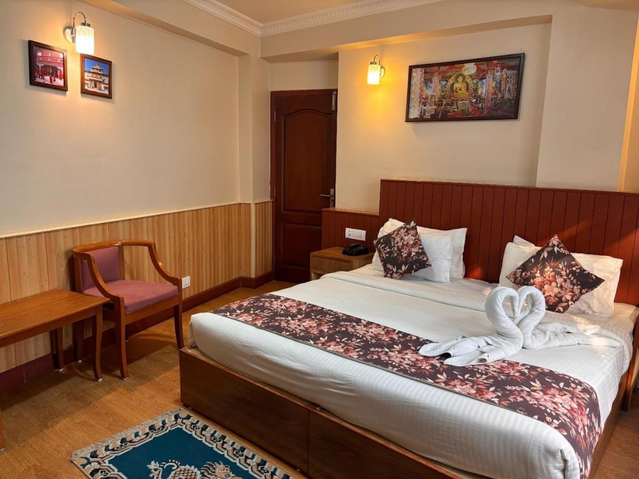 Serenity Taksa Palace Hotel Darjeeling  Exterior photo